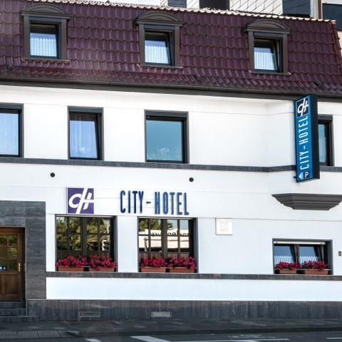 City Hotel هيلدن المظهر الخارجي الصورة